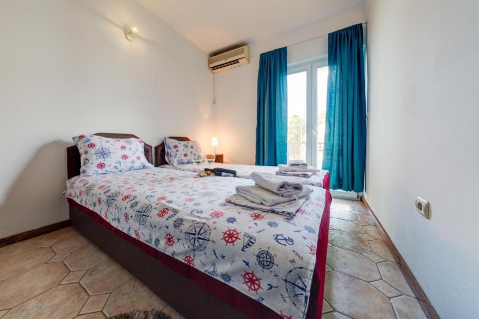 Sunny Grapes Apartments Budva Rom bilde